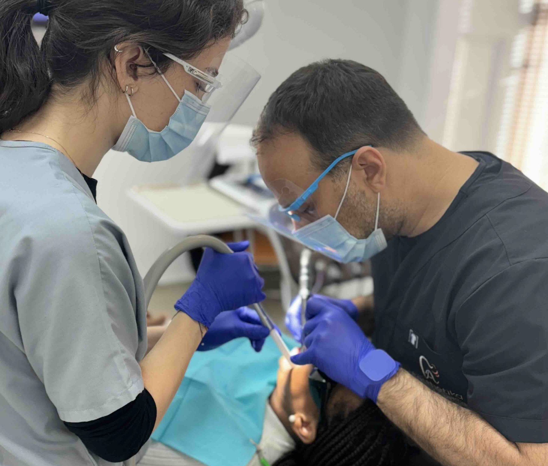 Aesthetika-Dental-About-2 Aesthetika Dental Studio